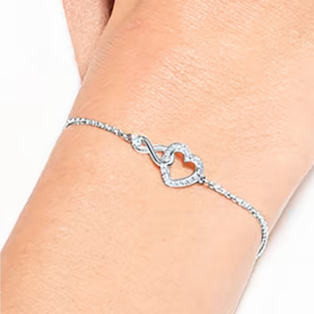 NWT✨SWAROVSKI BRACELET✨HP2x🥳